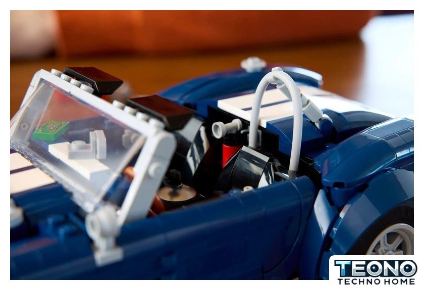 Конструктор LEGO Icons 10357 Shelby Cobra 427 S/C - Изображение №13 — Интернет-магазин Teono.by