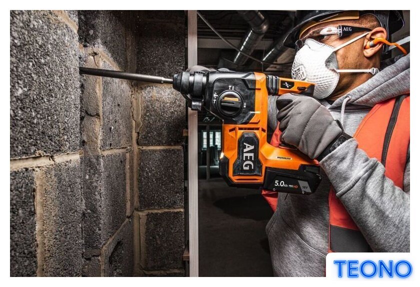 Перфоратор AEG Powertools BBH18BL2-502C 4935492343 (с 2-мя АКБ, кейс) - Изображение №4 — Интернет-магазин Teono.by