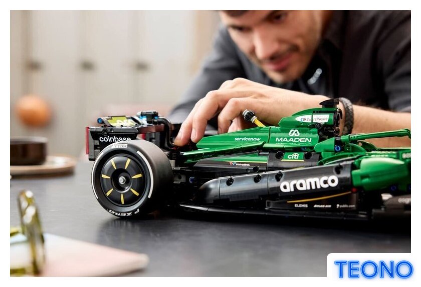 Конструктор LEGO Technic 42240 Aston Martin Aramco AMR25 F1 - Изображение №13 — Интернет-магазин Teono.by