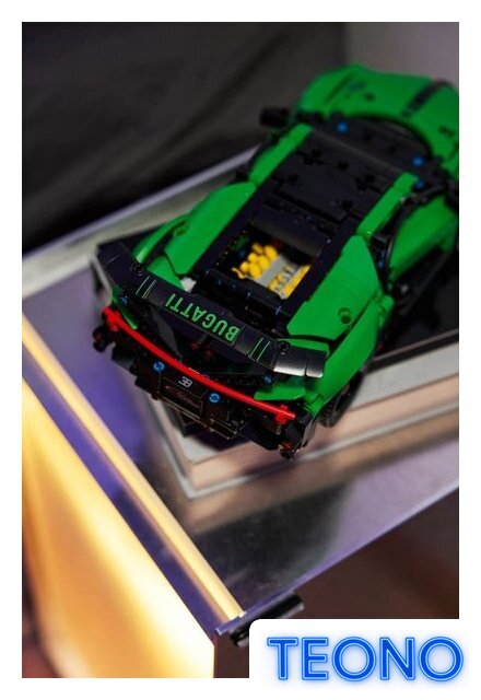 Конструктор LEGO Technic 42241 Green Bugatti Chiron Pur Sport Hypercar - Изображение №9 — Интернет-магазин Teono.by
