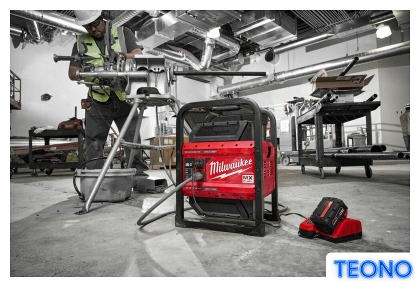 Портативная зарядная станция Milwaukee MX FUEL MXF PS-0 4933493922 (без АКБ) - Изображение №4 — Интернет-магазин Teono.by