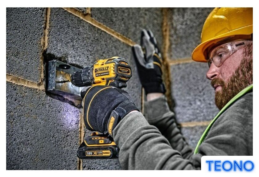 Дрель-шуруповерт DeWalt DCD708L2T (с 2-мя АКБ, кейс) - Изображение №8 — Интернет-магазин Teono.by