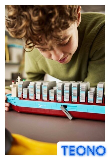 Конструктор LEGO 40955 Контейнеровоз Maersk с двухтопливным двигателем - Изображение №14 — Интернет-магазин Teono.by