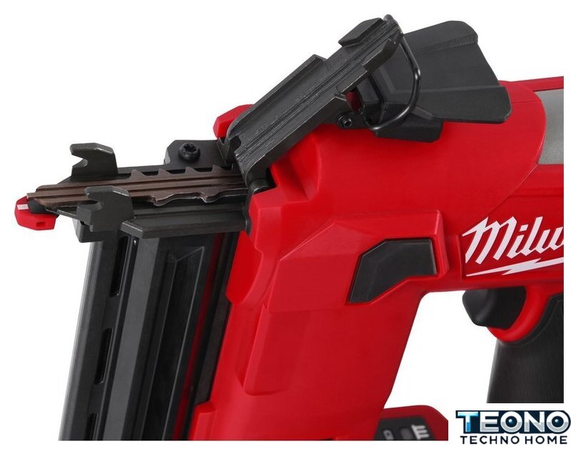 Гвоздезабиватель Milwaukee M12 FCN18GS-0X 4933493355 (с 2-мя АКБ, кейс) - Изображение №7 — Интернет-магазин Teono.by