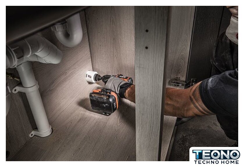 Дрель-шуруповерт AEG Powertools BS 18SBL-202C 4935472277 (с 2-мя АКБ, кейс) - Изображение №7 — Интернет-магазин Teono.by