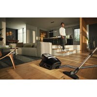 Пылесос Miele Blizzard CX1 Comfort SKMF5 (черный) - Превью изображения №7 — Интернет-магазин Teono.by