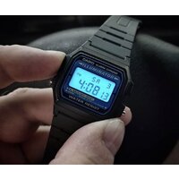 Casio F-105W-1A Image #5