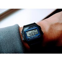 Casio F-105W-1A Image #3