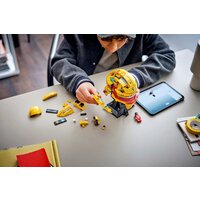Конструктор LEGO Editions 43022 Шлем Льюиса Хэмилтона команды Scuderia Ferrari HP - Превью изображения №11 — Интернет-магазин Teono.by
