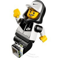 Конструктор LEGO Nike 43025 Nike Air Max 95 x LEGO Set - Превью изображения №4 — Интернет-магазин Teono.by