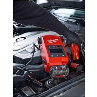 Пусковое устройство Milwaukee Jump Starter M18 JS2000-0 4933498026 (без АКБ) - Превью изображения №9 — Интернет-магазин Teono.by
