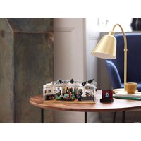 LEGO Ideas 21328 Seinfeld Image #29