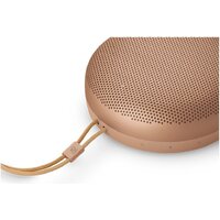 Беспроводная колонка Bang & Olufsen Beosound A1 3nd Gen (honey tone) - Превью изображения №5 — Интернет-магазин Teono.by