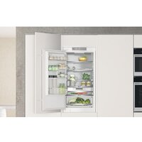 Холодильник Whirlpool WHC18 T573 - Превью изображения №8 — Интернет-магазин Teono.by