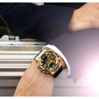 Наручные часы Casio G-Shock GM-110G-1A9 - Превью изображения №7 — Интернет-магазин Teono.by