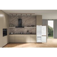 Холодильник Whirlpool WHC18 T514 - Превью изображения №3 — Интернет-магазин Teono.by