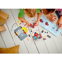 LEGO City 60375 Пожарная часть и пожарная машина Image #10