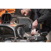 Ударная дрель-шуруповерт DeWalt DCD85MM1T-QW (с 1-м АКБ, кейс) - Превью изображения №19 — Интернет-магазин Teono.by