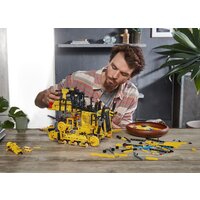LEGO Technic 42131 Бульдозер Cat D11 на пульте управления Image #9