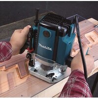 Вертикальный фрезер Makita RP1803FX02 - Превью изображения №6 — Интернет-магазин Teono.by