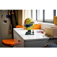Конструктор LEGO Editions 43023 Шлем McLaren Mastercard F1 Team Lando Norris Helmet - Превью изображения №11 — Интернет-магазин Teono.by
