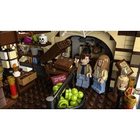 LEGO Ideas 21341 Фокус-Покус: Коттедж сестер Сандерсон Image #9