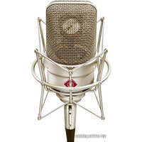 Neumann TLM 49
