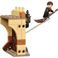 LEGO Harry Potter 76395 Хогвартс: первый урок полетов Image #23