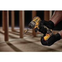 Винтоверт DeWalt DCF601NT (без АКБ, кейс) - Превью изображения №9 — Интернет-магазин Teono.by