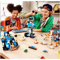 LEGO BOOST 17101 Набор для конструирования и программирования Image #4