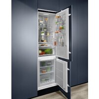 Холодильник Electrolux ENC8MD19S - Превью изображения №10 — Интернет-магазин Teono.by