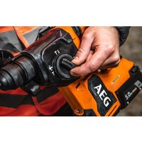 Перфоратор AEG Powertools BBH18BL2-502C 4935492343 (с 2-мя АКБ, кейс) - Превью изображения №10 — Интернет-магазин Teono.by