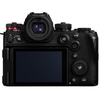 Беззеркальный фотоаппарат Panasonic Lumix S1II DC-S1M2 (черный) - Превью изображения №4 — Интернет-магазин Teono.by