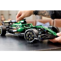 Конструктор LEGO Technic 42240 Aston Martin Aramco AMR25 F1 - Превью изображения №16 — Интернет-магазин Teono.by
