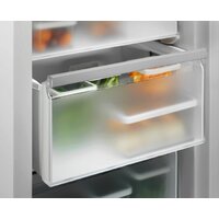 Морозильник Electrolux Seria 700 KUN7NE18S - Превью изображения №10 — Интернет-магазин Teono.by