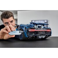 LEGO Technic 42083 Bugatti Chiron Image #15