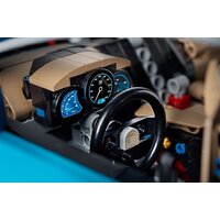 LEGO Technic 42083 Bugatti Chiron Image #13