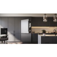 Холодильник Liebherr ECBNe 8871 BioFresh NoFrost - Превью изображения №4 — Интернет-магазин Teono.by
