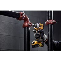 Гайковерт DeWalt DCF922D2T (с 2-мя АКБ, кейс) - Превью изображения №9 — Интернет-магазин Teono.by