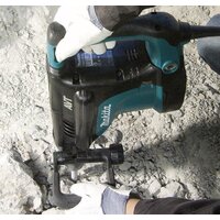 Makita HM1213C Image #3