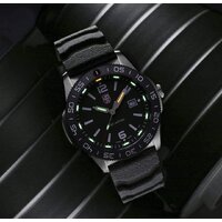 Наручные часы Luminox Pacific Diver XS.3121 - Превью изображения №5 — Интернет-магазин Teono.by