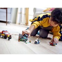 LEGO City 60319 Пожарная бригада и полицейская погоня Image #34