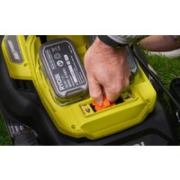 Газонокосилка Ryobi RY18LMH37A-250 Hybrid (с 2-мя АКБ) - Превью изображения №7 — Интернет-магазин Teono.by