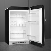 Однокамерный холодильник Smeg FAB10HRBL6 - Превью изображения №5 — Интернет-магазин Teono.by