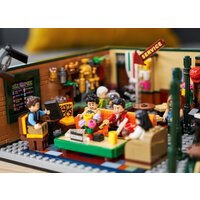 Конструктор LEGO Ideas 21319 Центральная кофейня - Превью изображения №17 — Интернет-магазин Teono.by