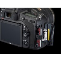 Зеркальный фотоаппарат Nikon D750 Body - Превью изображения №7 — Интернет-магазин Teono.by