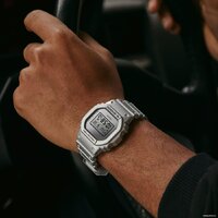 Наручные часы Casio G-Shock DW-5600FF-8 - Превью изображения №5 — Интернет-магазин Teono.by