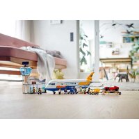 LEGO City 60262 Пассажирский самолёт Image #14