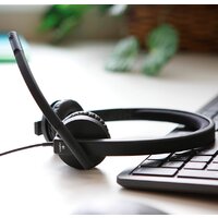 Офисная гарнитура Logitech H570e Stereo USB-A (UC) - Превью изображения №9 — Интернет-магазин Teono.by