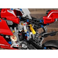 LEGO Technic 42107 Ducati Panigale V4 R Image #13